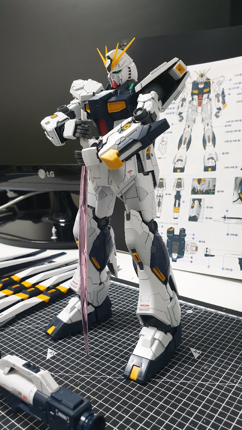 Nu Gundam Ver.Ka MG