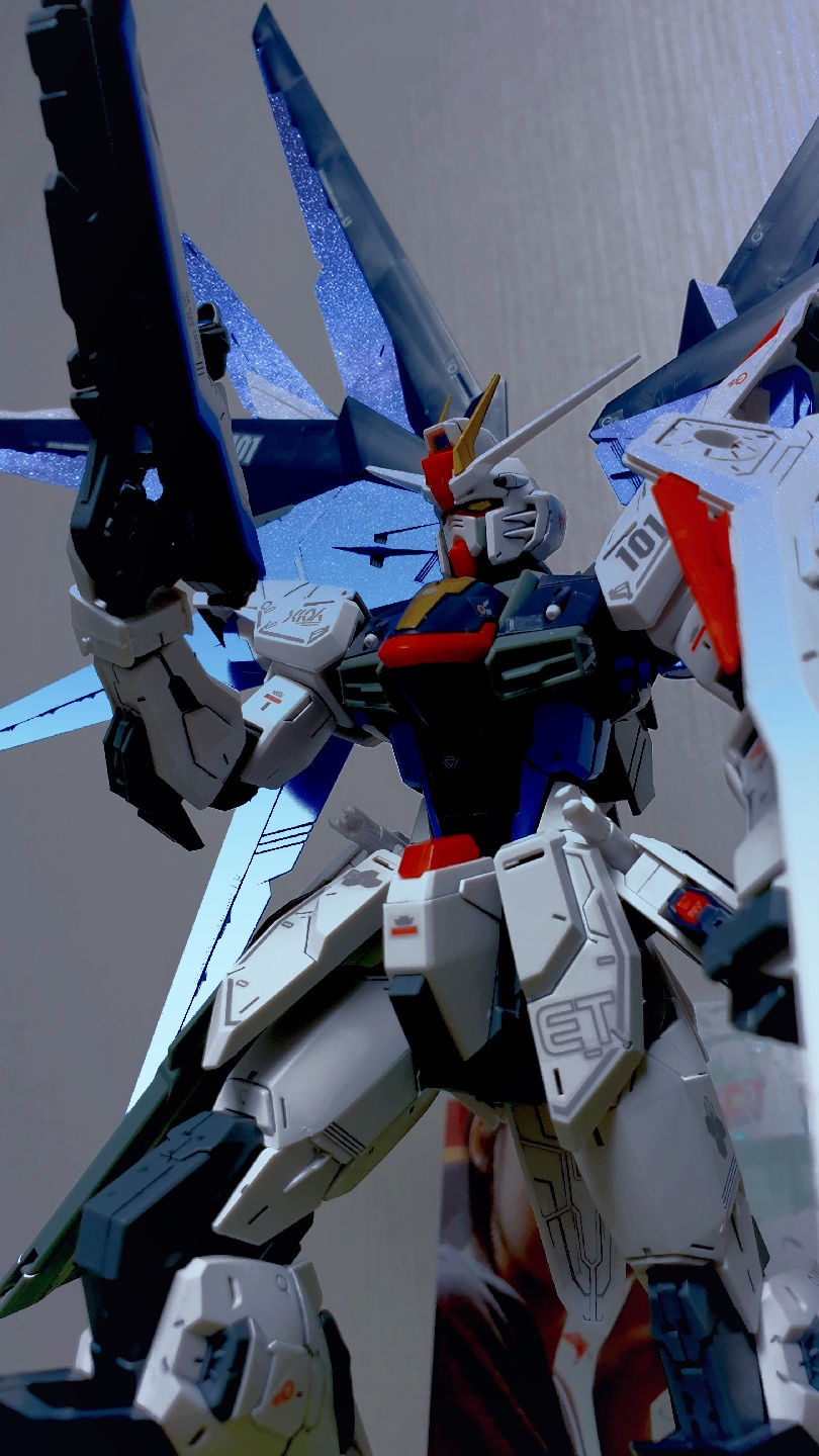 Freedom Gundam 2.0 MG