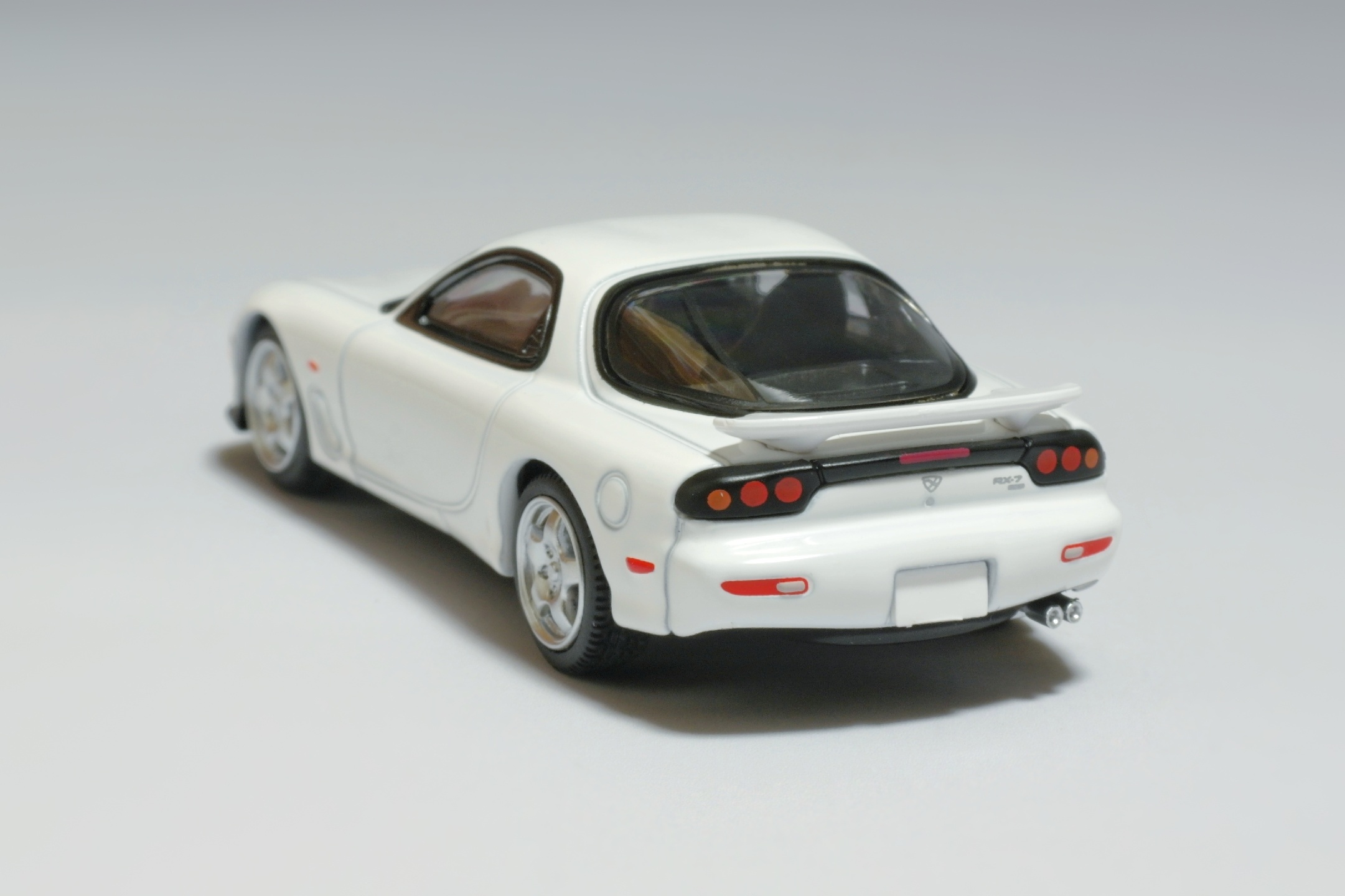 1/64 TLV Mazda Efini RX-7 Type RS