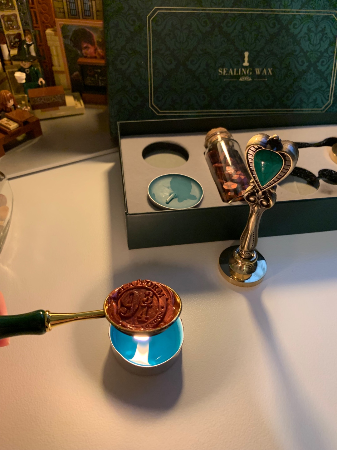 🧙🏼‍♂️🤎