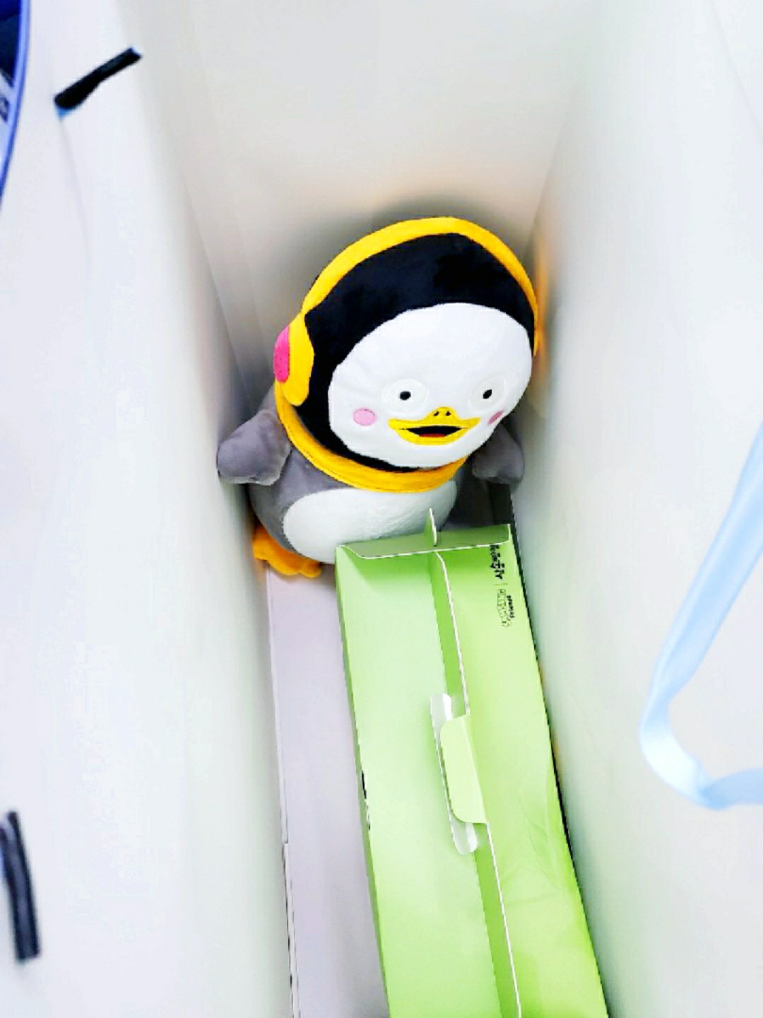 펭수는 지하철구경중