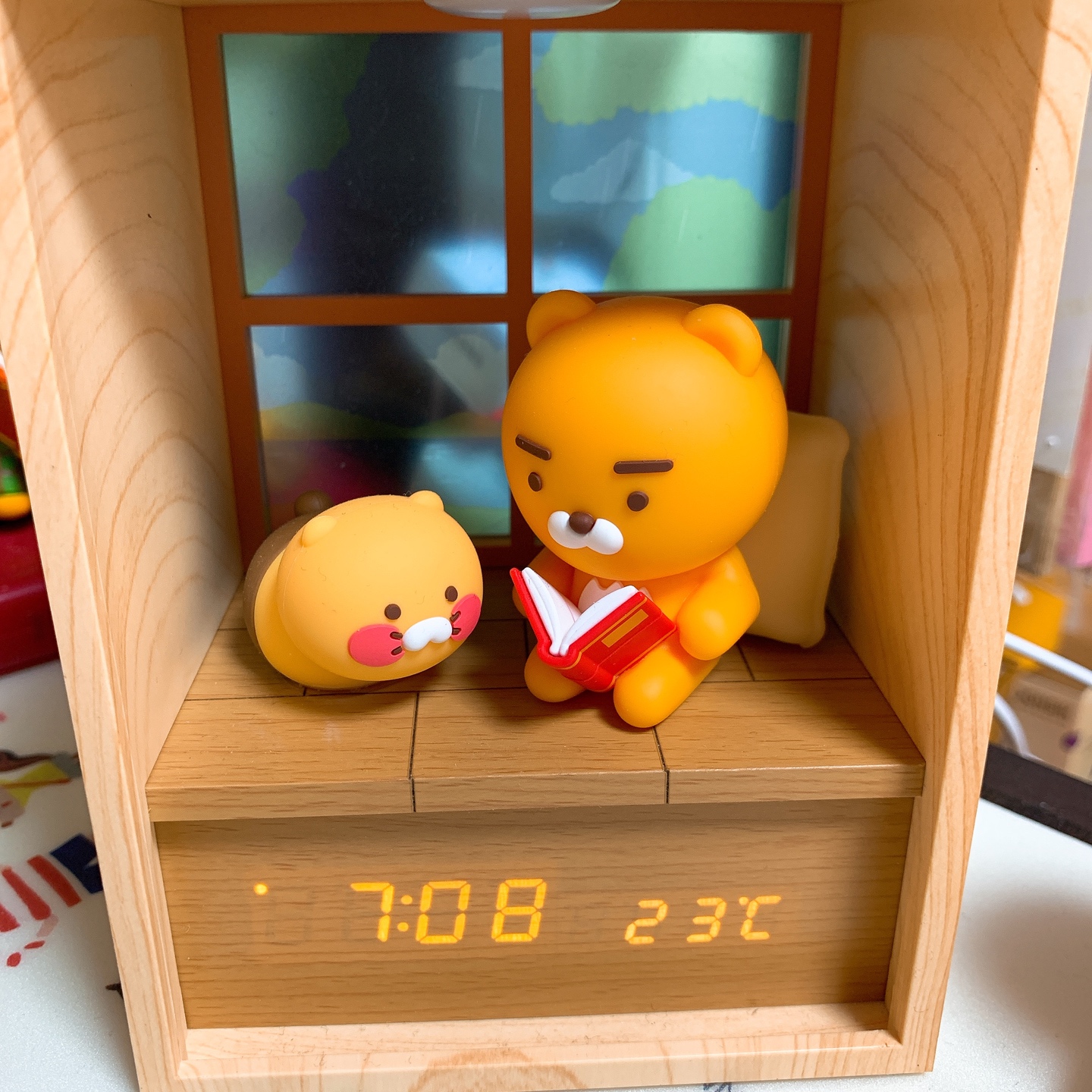 라이언 춘식이의 무드등 전자시계