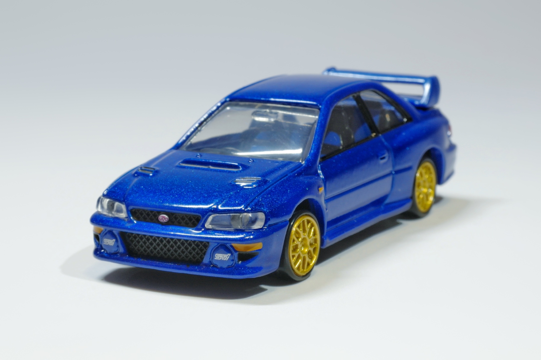 1/62 Tomica Premium Subaru Impreza 22B STi