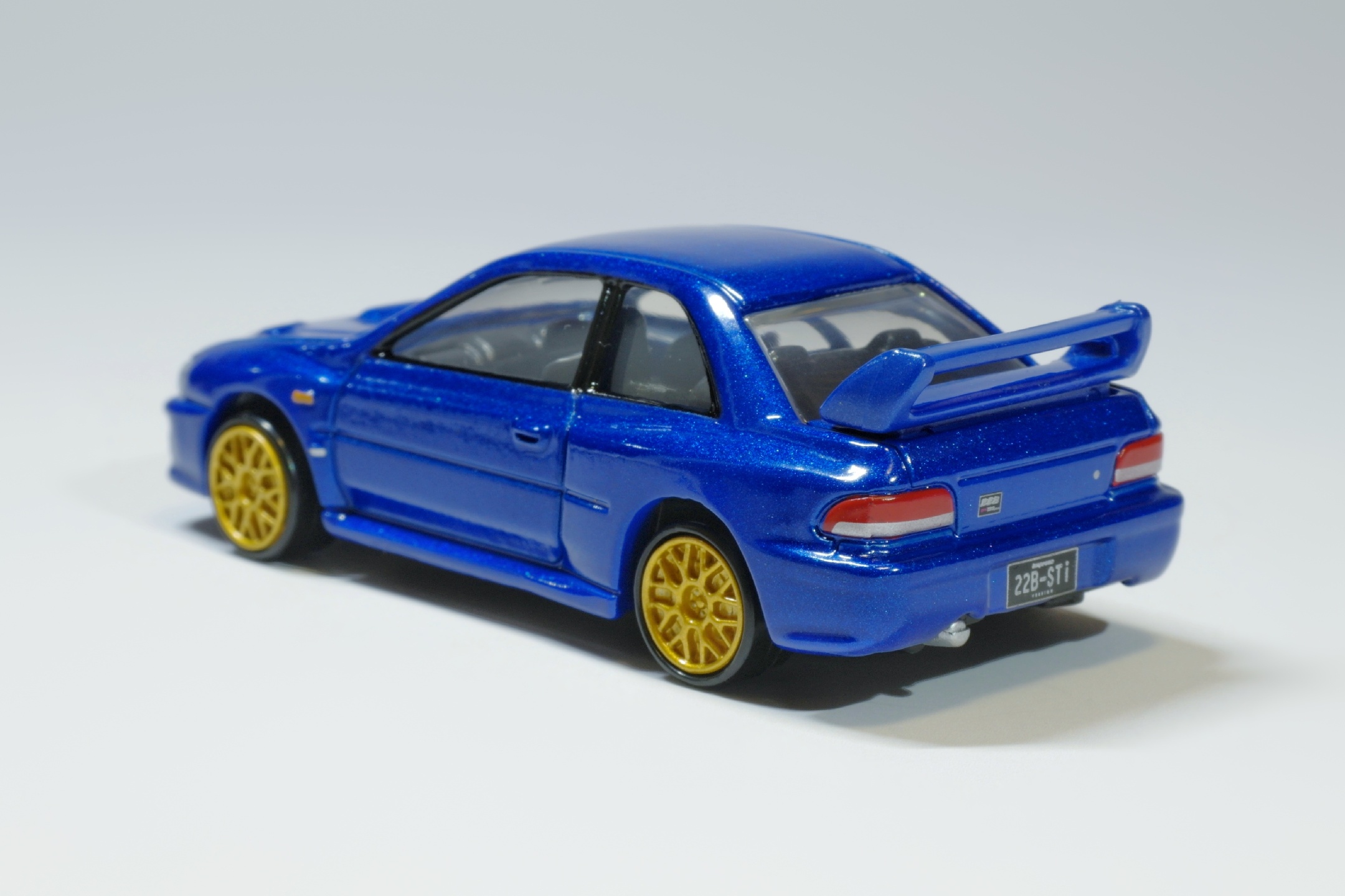 1/62 Tomica Premium Subaru Impreza 22B STi