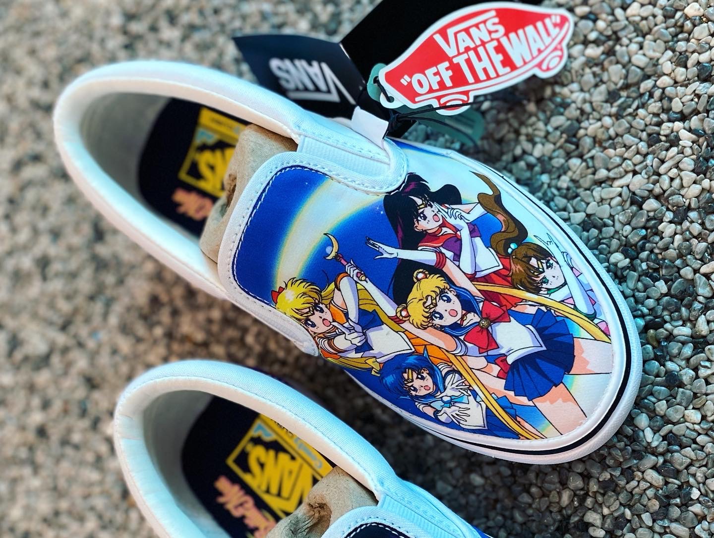 [세일러문] VANS X SAILOR MOON 컴피쿠시 Slip-On 슬립-온