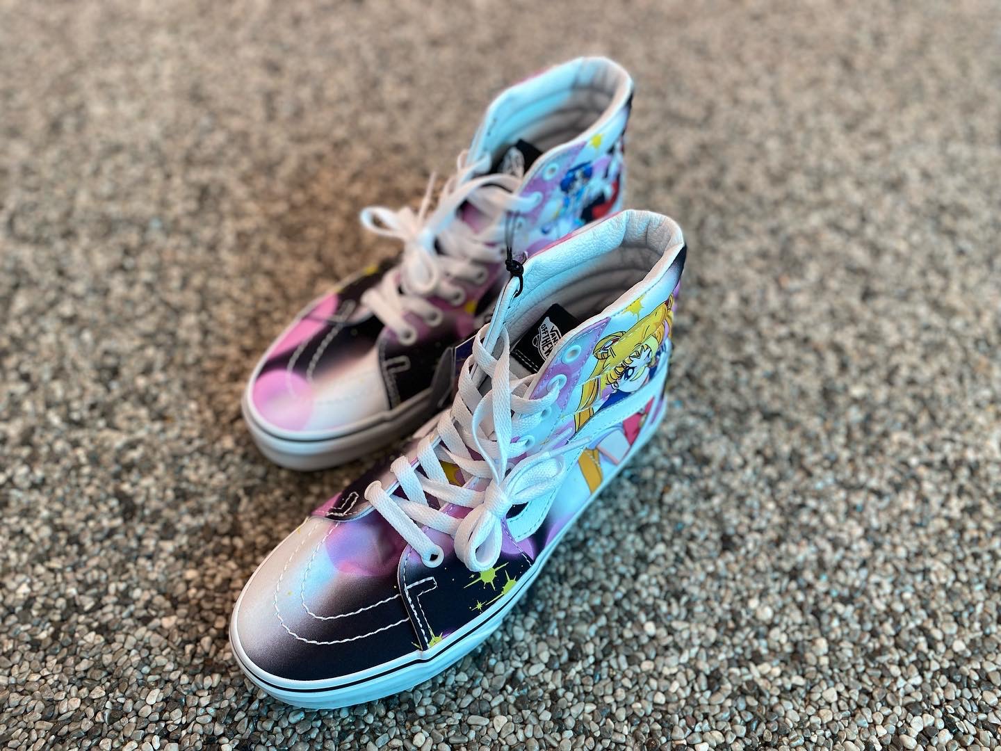 [세일러문] VANS X SAILOR MOON SK8-Hi 스케이트-하이