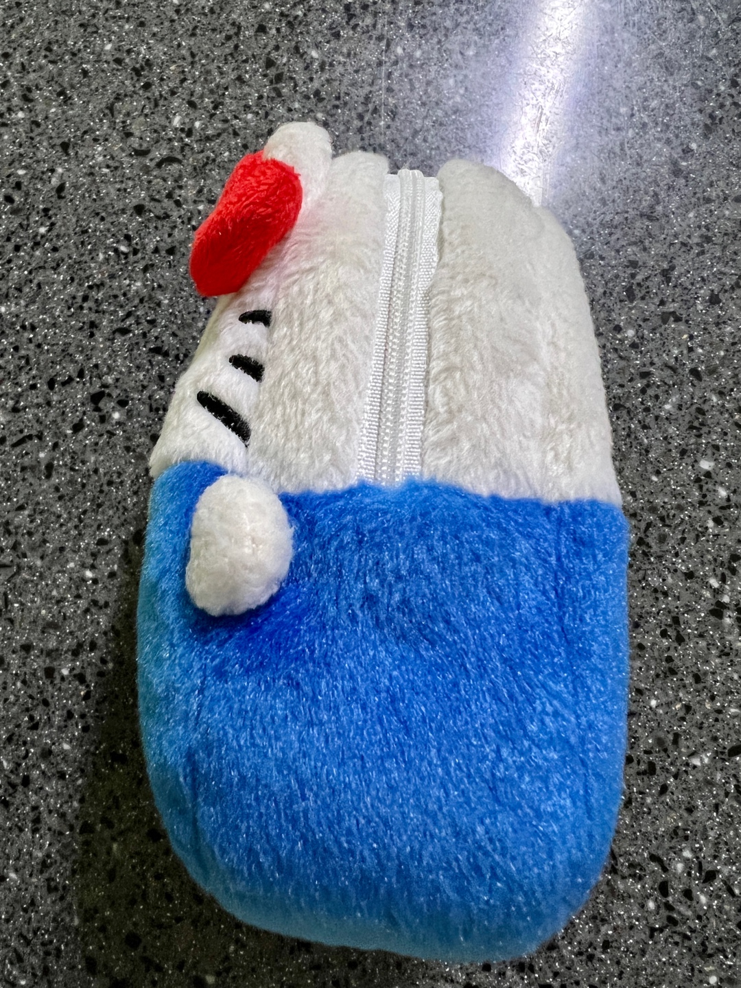 헬로키티x포테탄 파우치