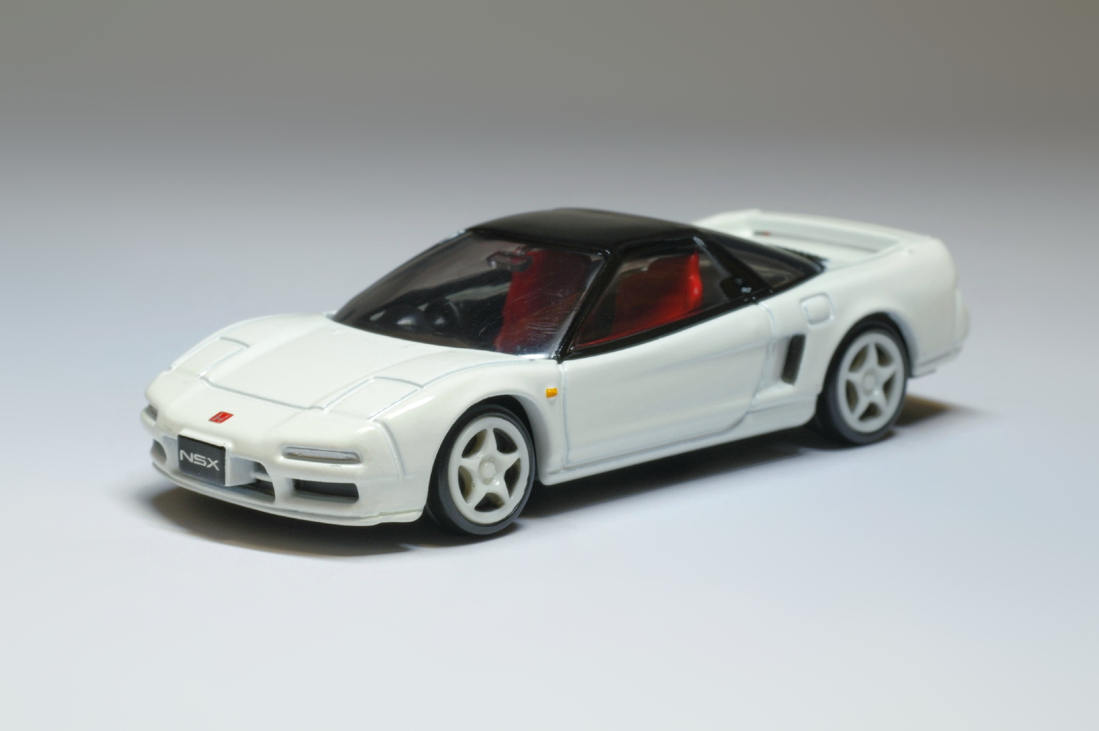 1/60 Tomica Premium Honda NSX Type-R