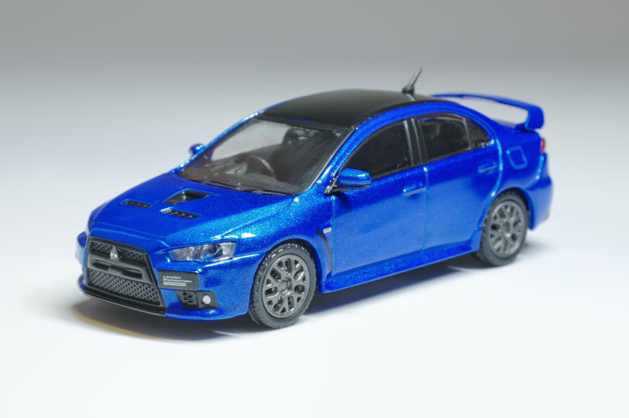 1/64 Tarmac Works Mitsubishi Lancer Evo X Final Edition