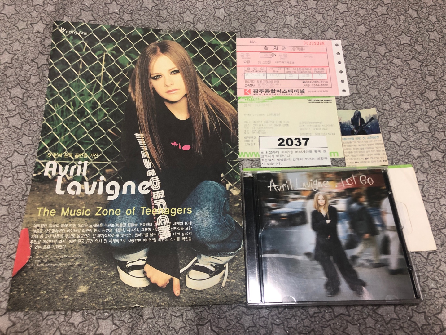 에이브릴 라빈 CD, 첫 내한공연 티켓(2003)