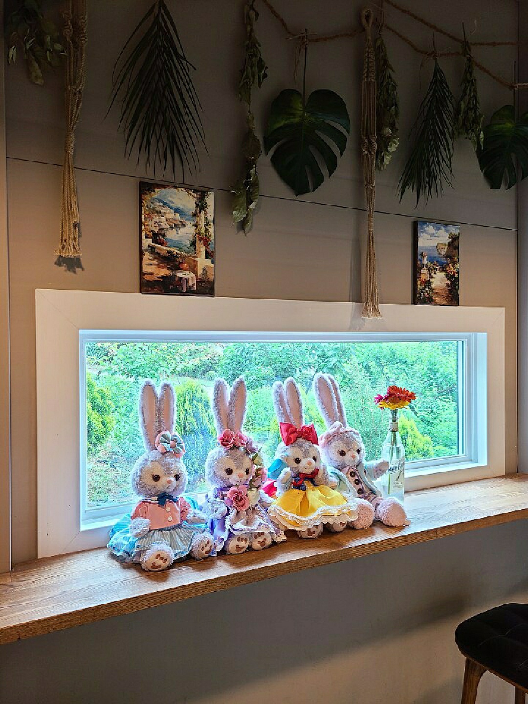 카페 나들이왔어용