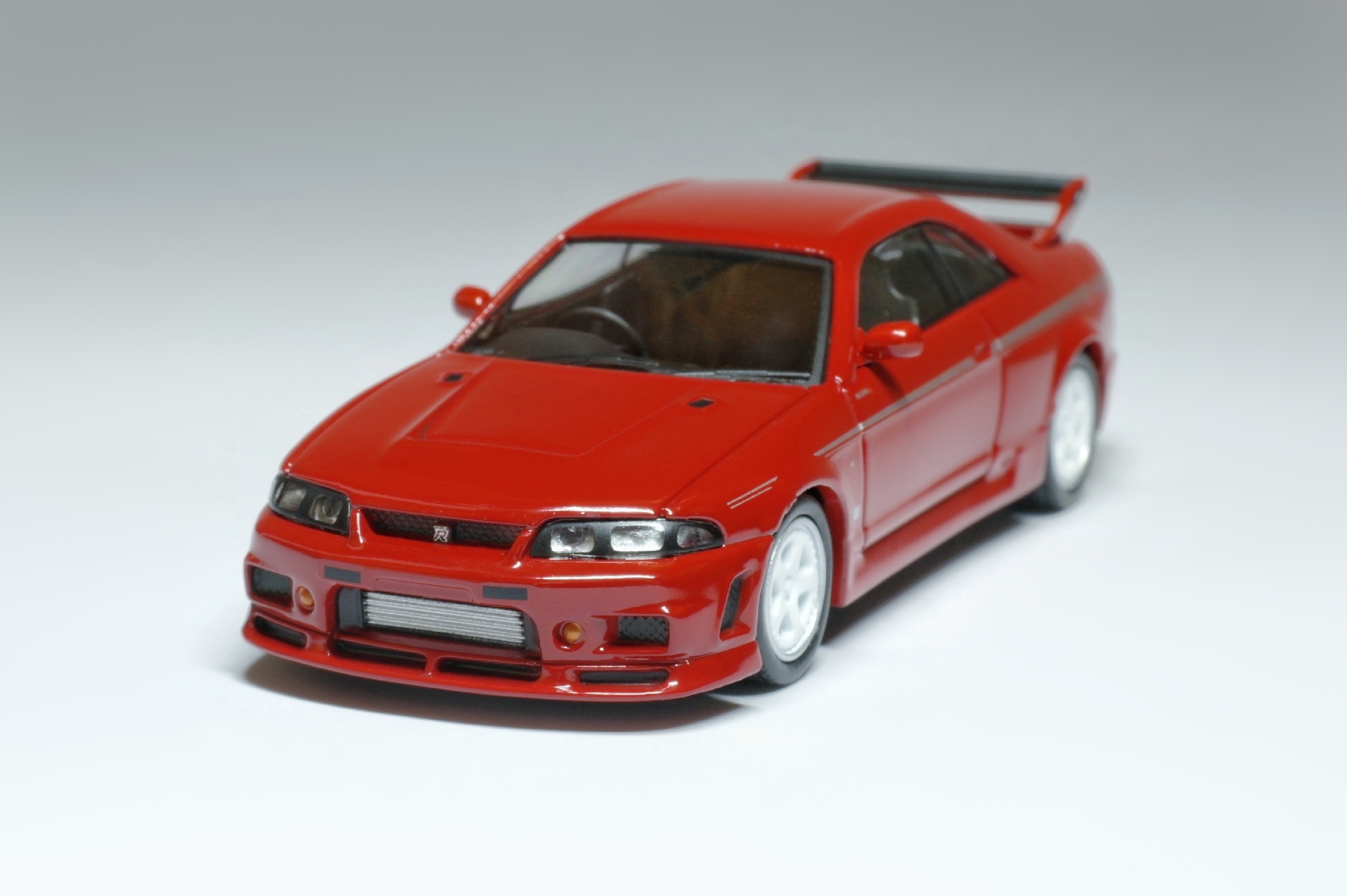 1/64 Kyosho NISMO 400R