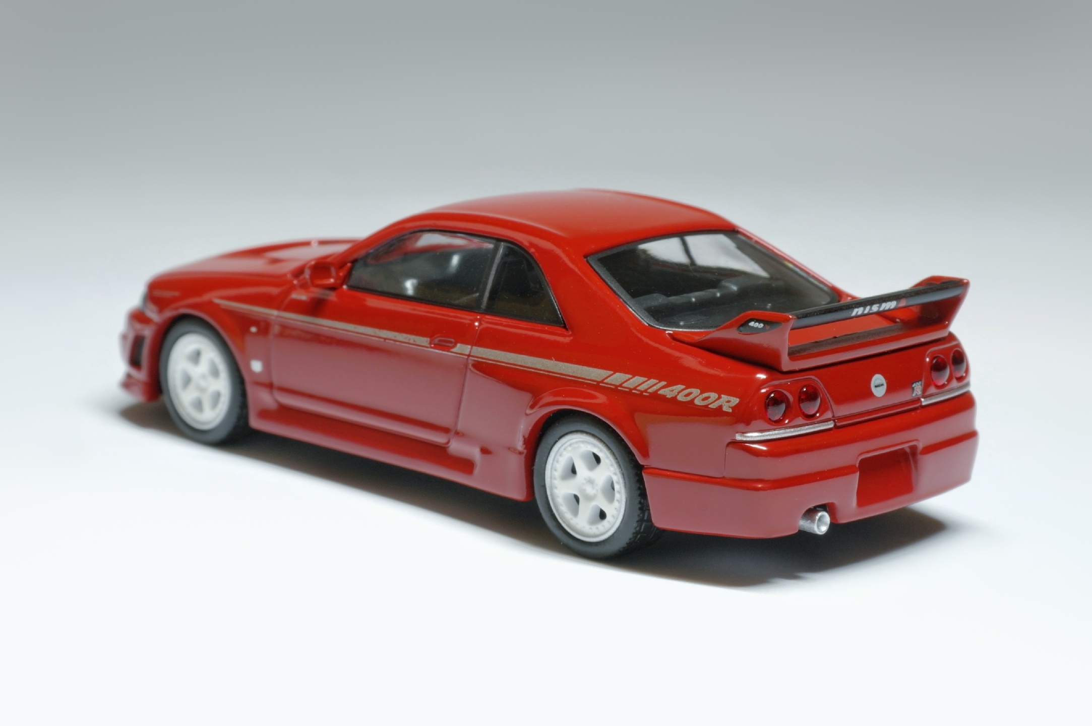 1/64 Kyosho NISMO 400R
