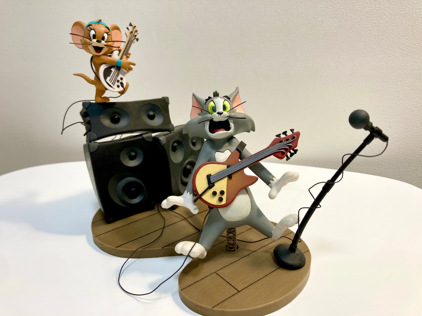Mcfarlane 톰과 제리 락앤롤