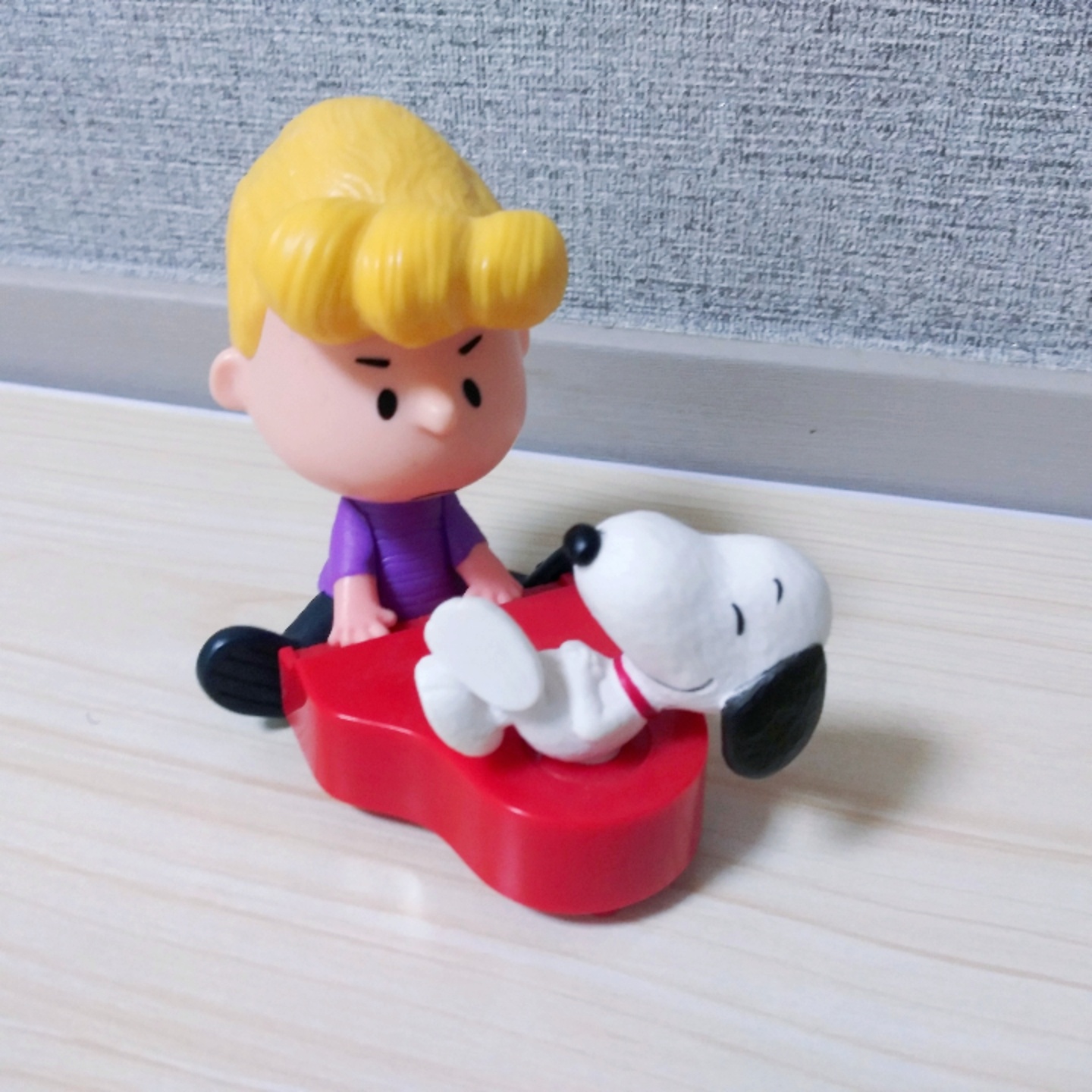 피아노 스누피 피규어