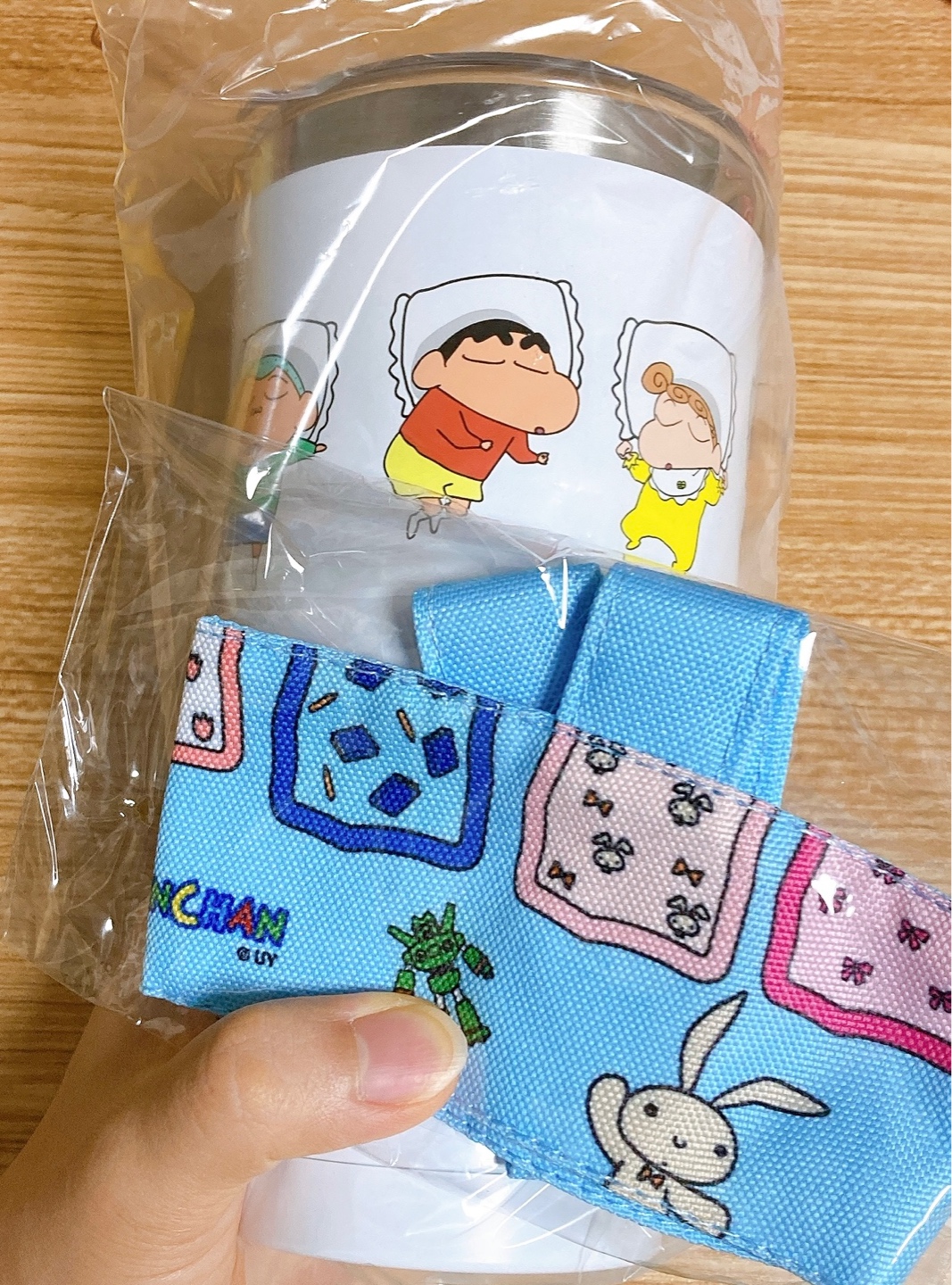 짱구 텀블러 수령은 화요일날 했쥬
