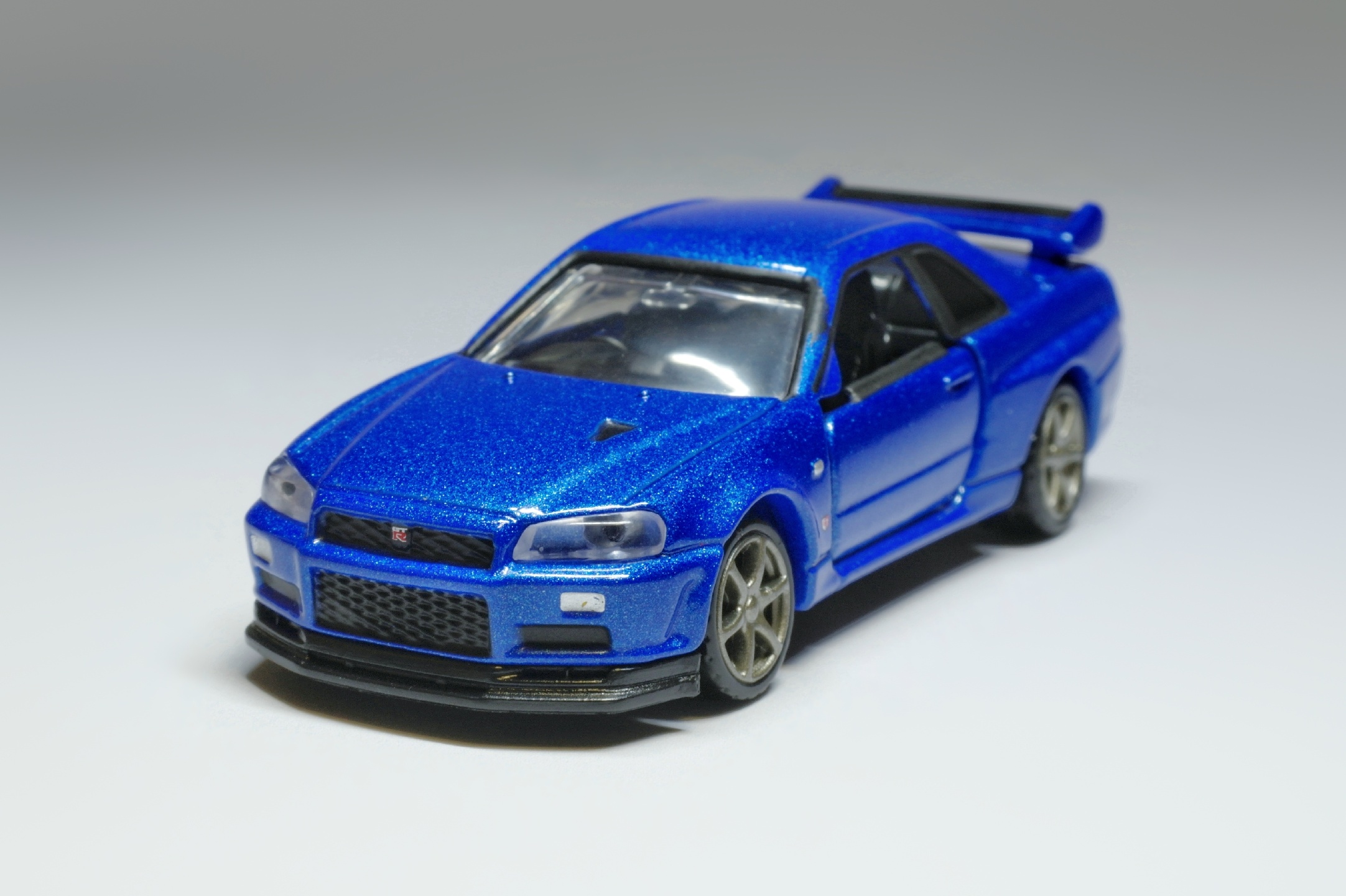 1/62 Tomica Premium R34 GT-R V-Spec II Nür