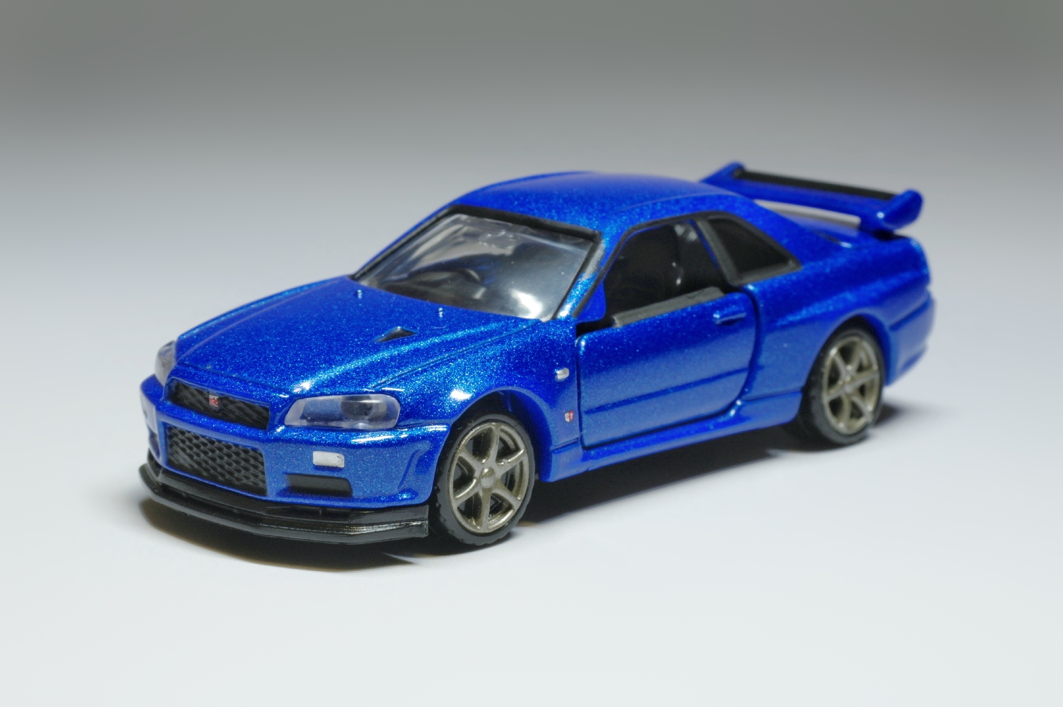 1/62 Tomica Premium R34 GT-R V-Spec II Nür
