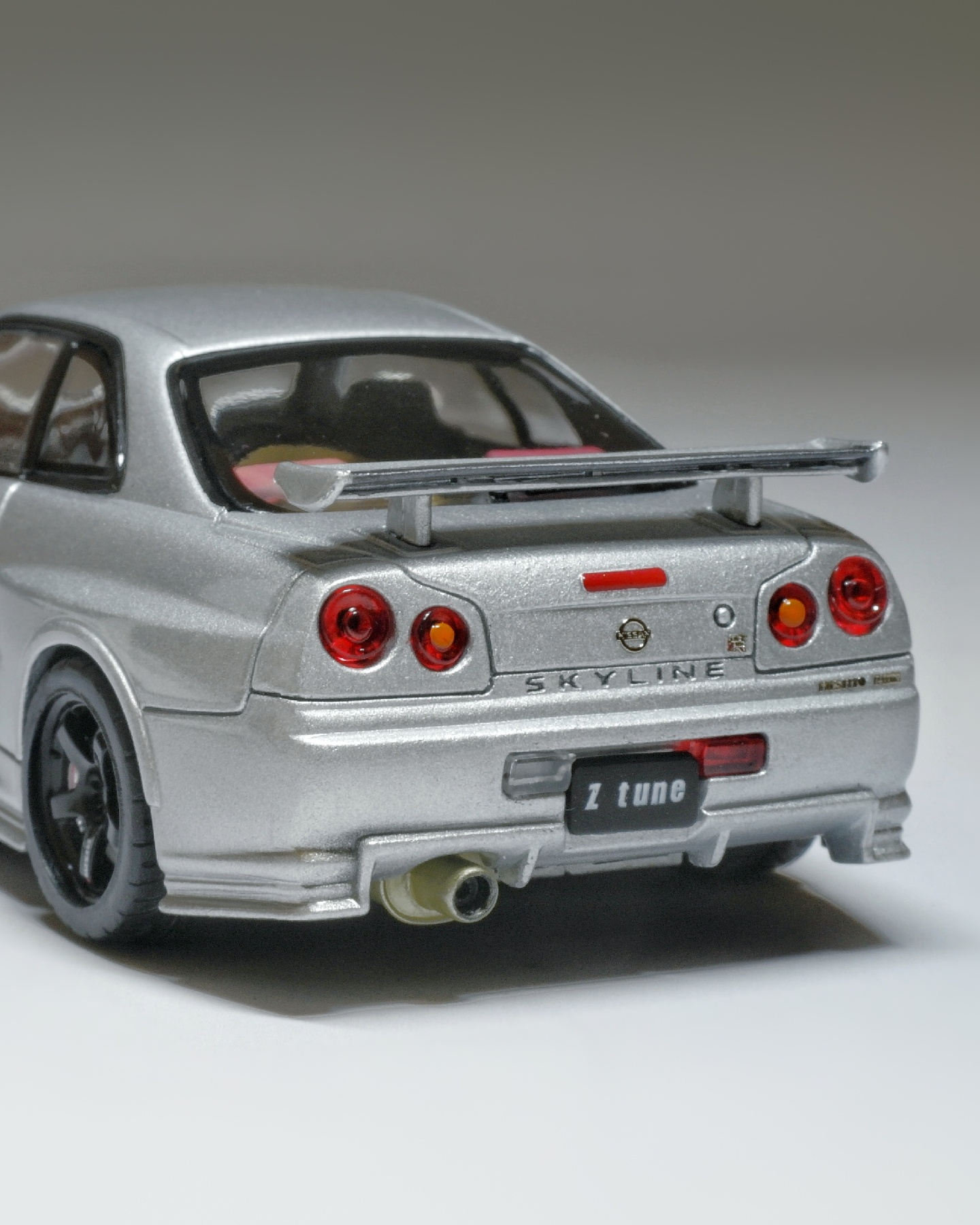 1/43 EBBRO NISMO R34 GT-R Z-TUNE