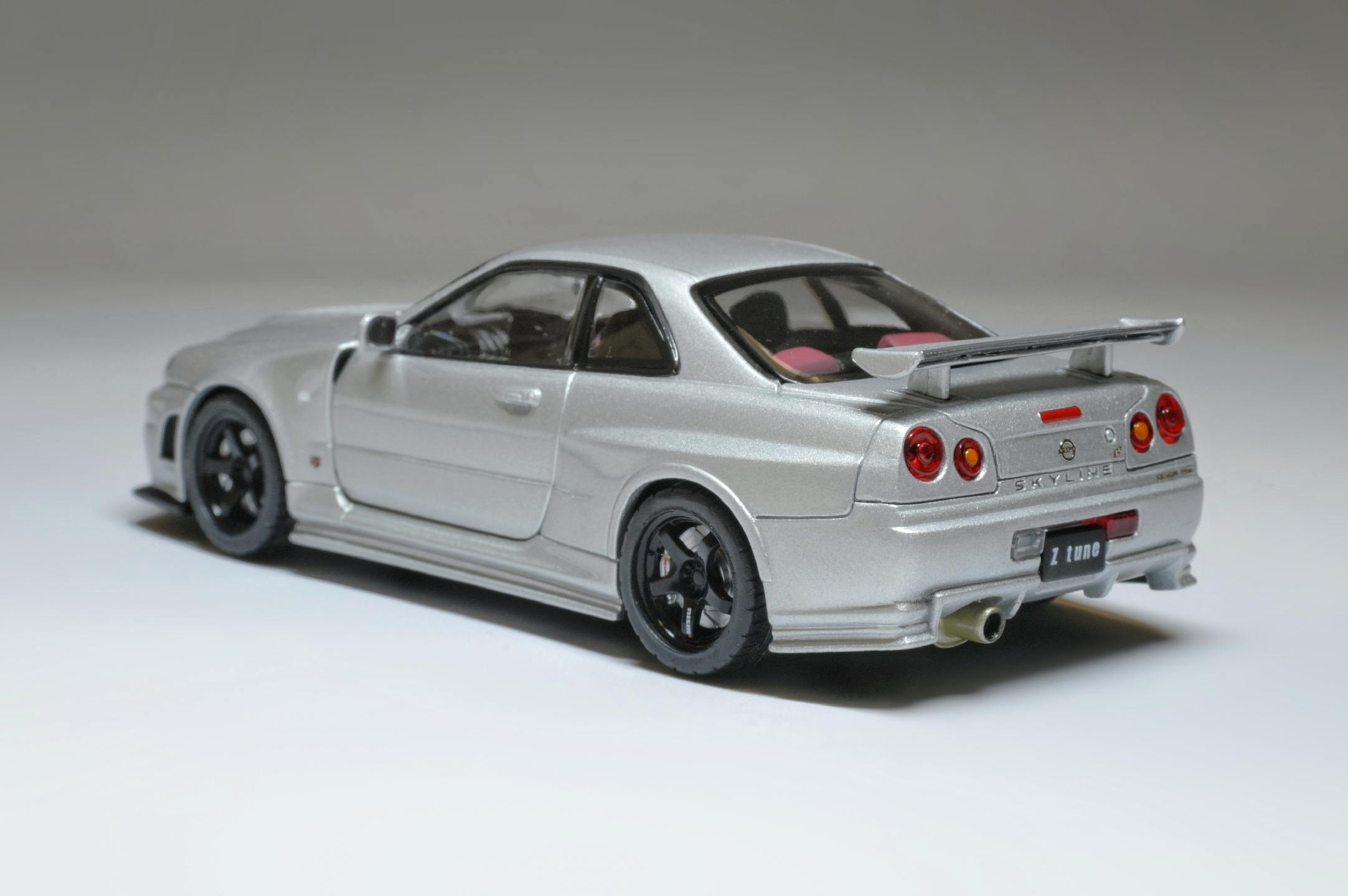 1/43 EBBRO NISMO R34 GT-R Z-TUNE