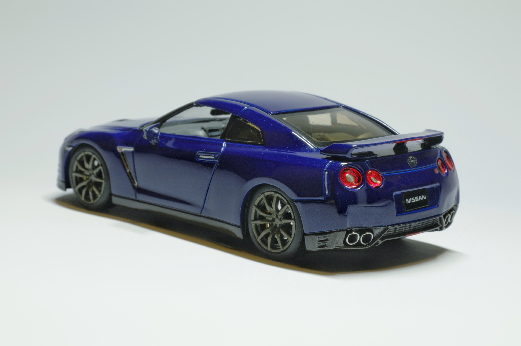 1/43 Kyosho Nissan R35 GT-R Aurora Flare Blue Pearl