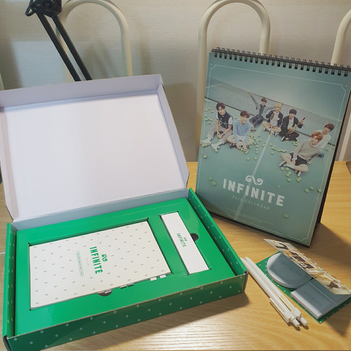 INFINITE 2016 SEASON'S GREETING