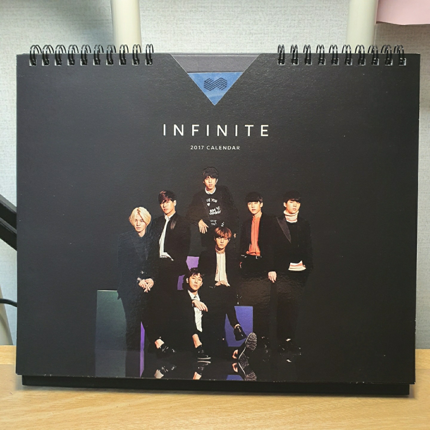 INFINITE 2017 SEASON'S GREETING