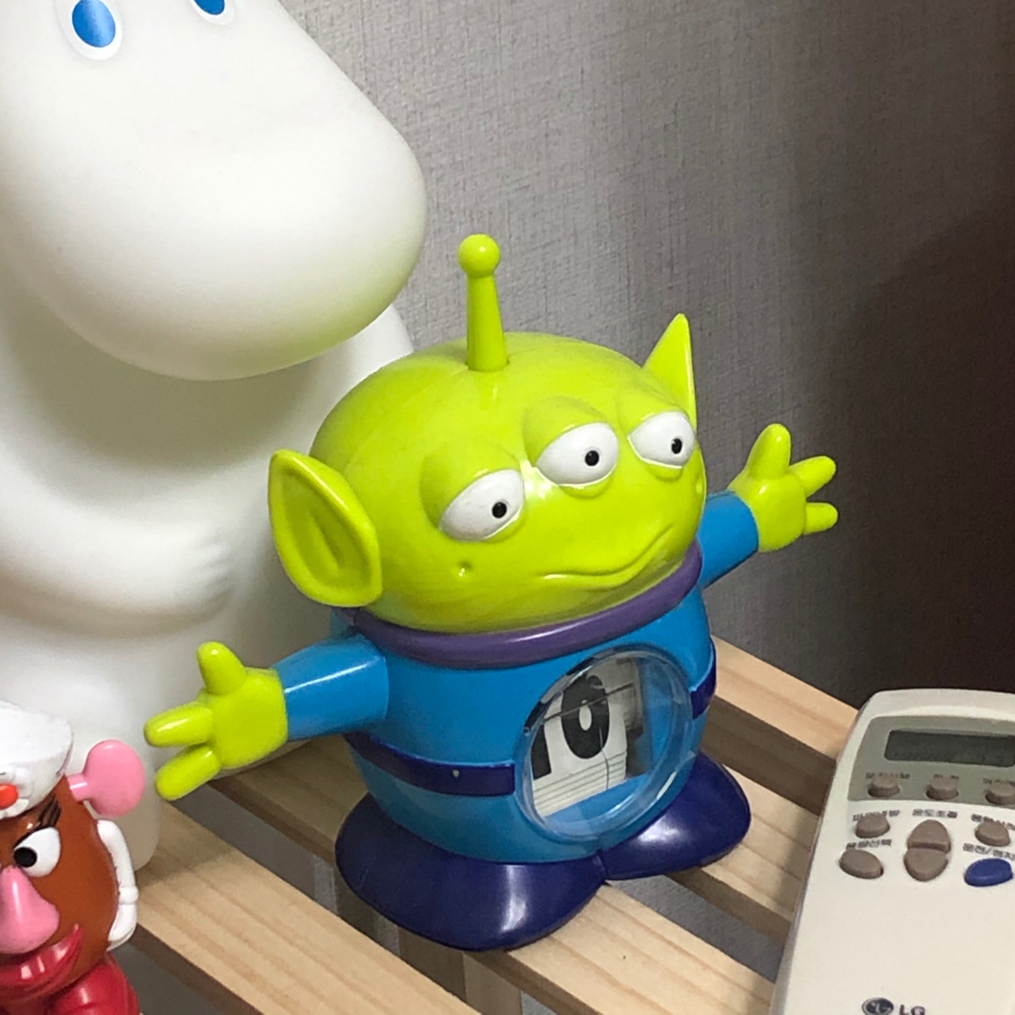 침대 옆 뽀짝이들 ✨ 