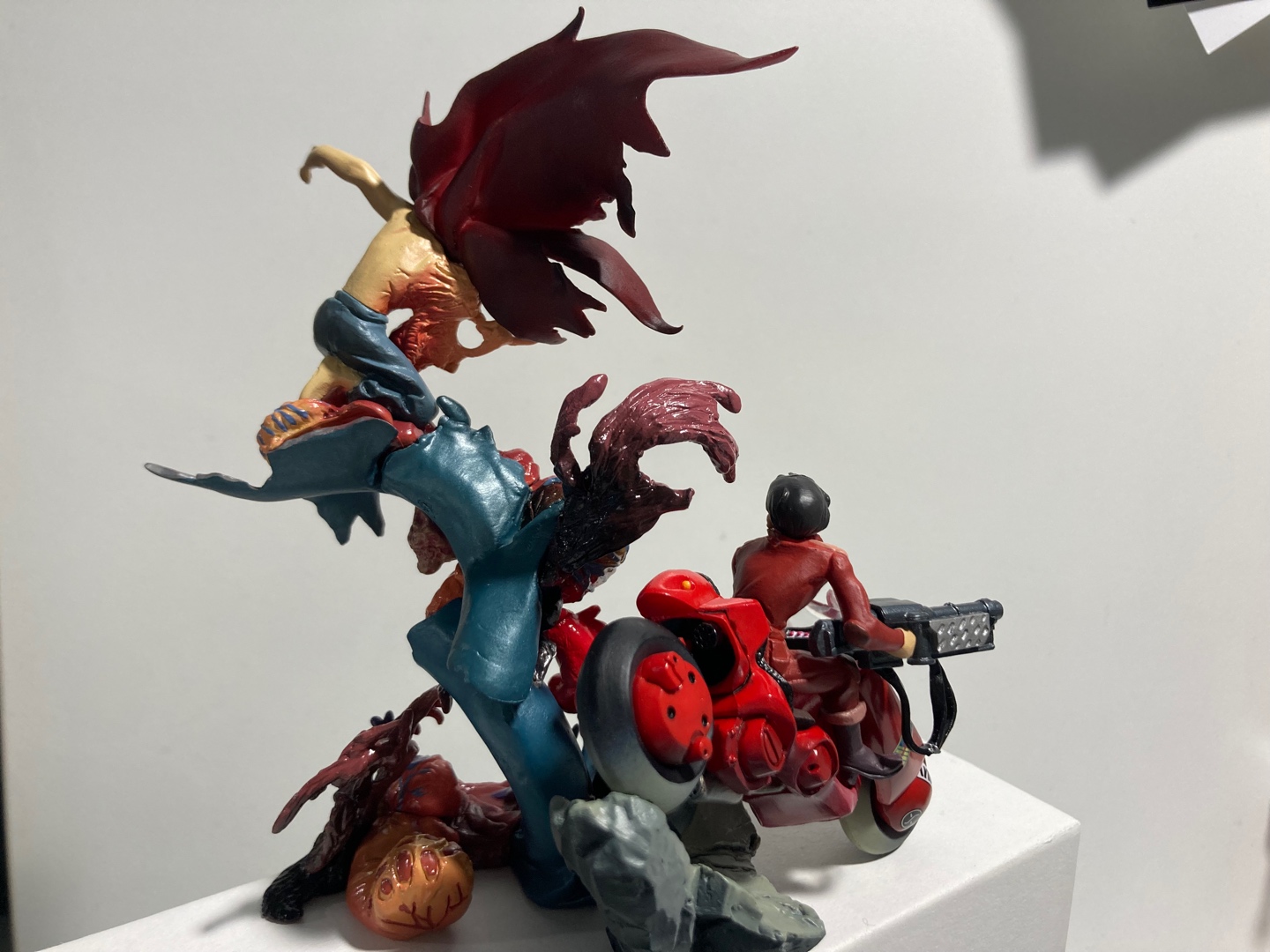 Kaiyodo x movic 아키라(AKIRA) 가챠 피규어
