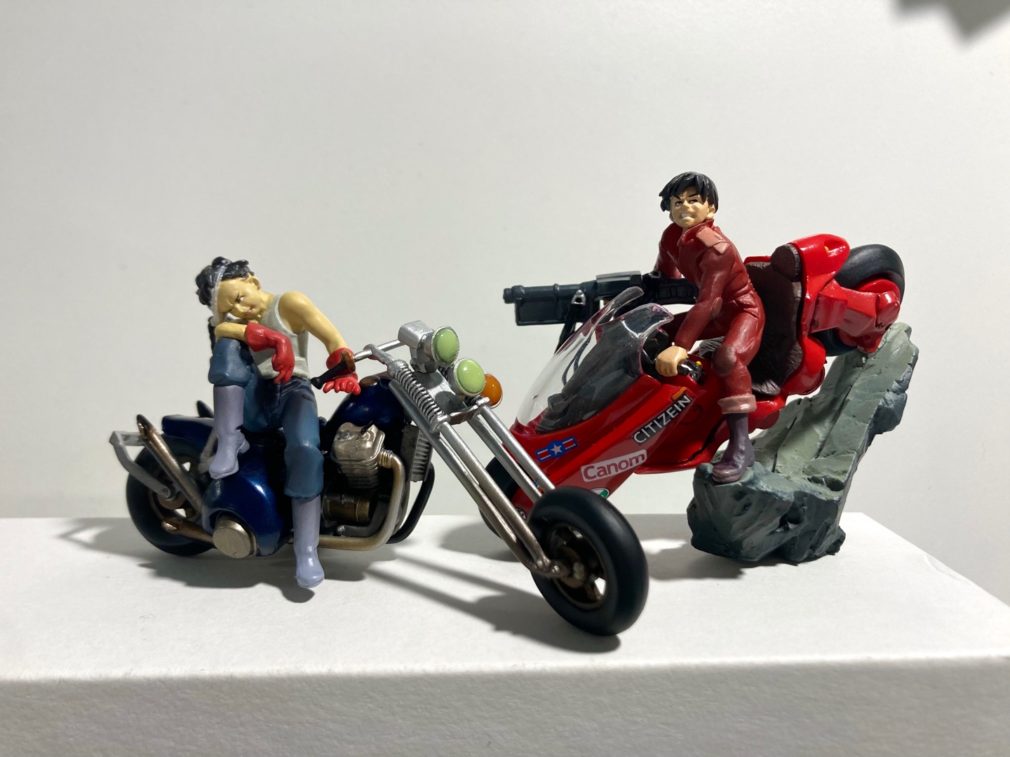 Kaiyodo x movic 아키라(AKIRA) 가챠 피규어