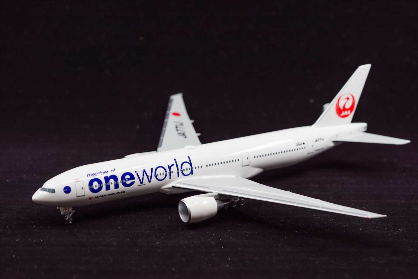 JAL 772 ONEWORLD