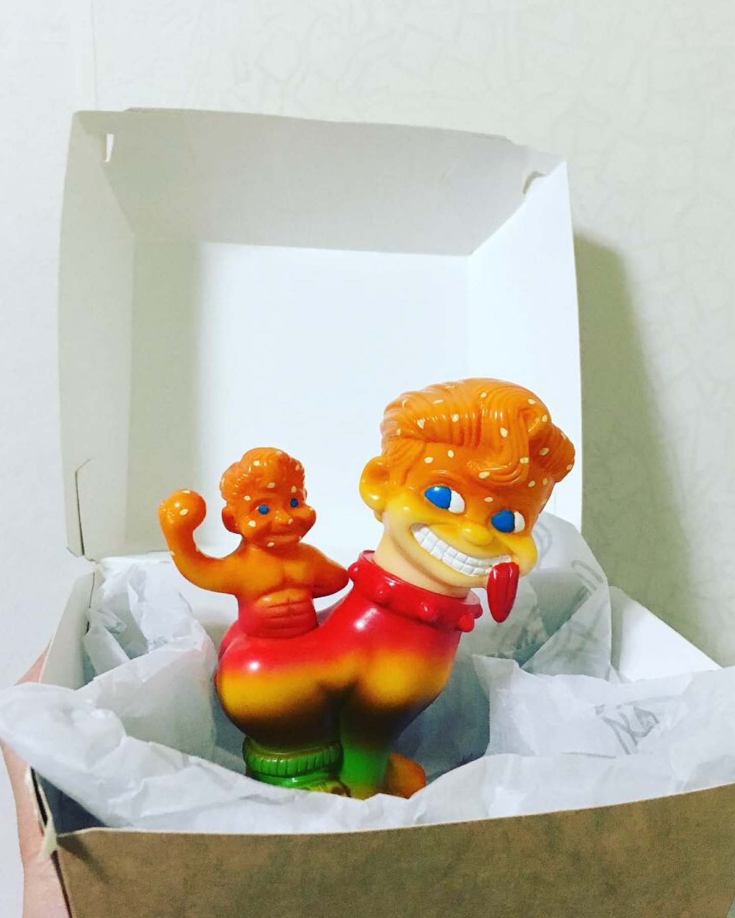 leeeeee toy 🍔