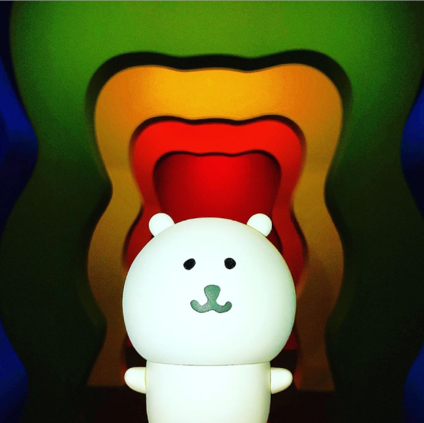 무한한 곰젤리 속으로 빠져드는 농담곰...