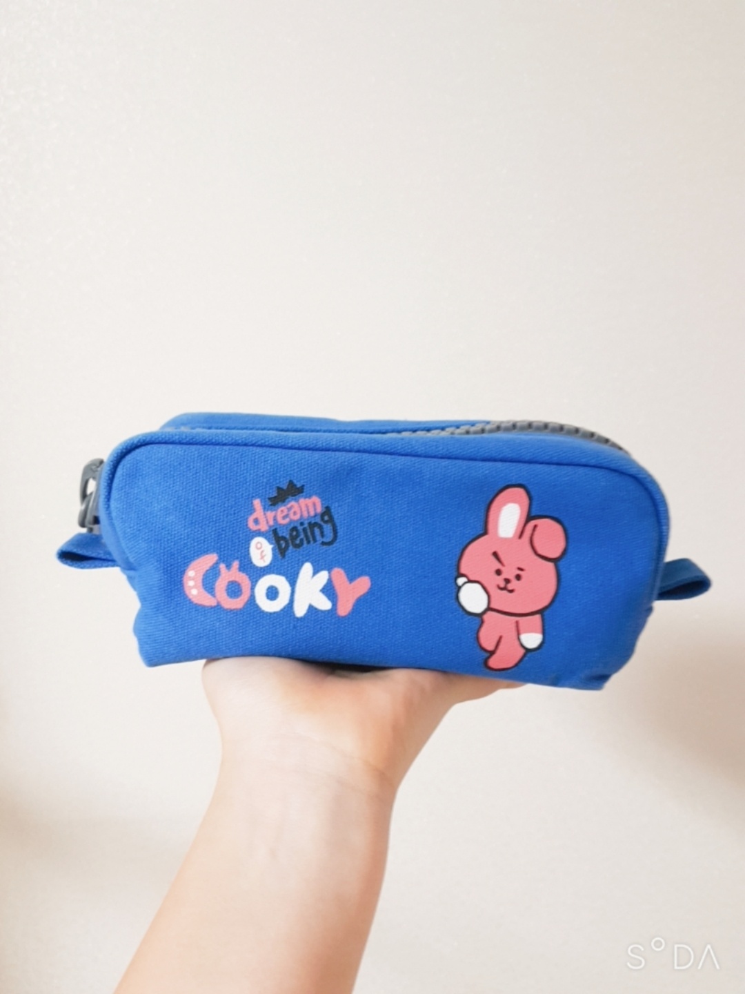 bt21 cooky필통이예용