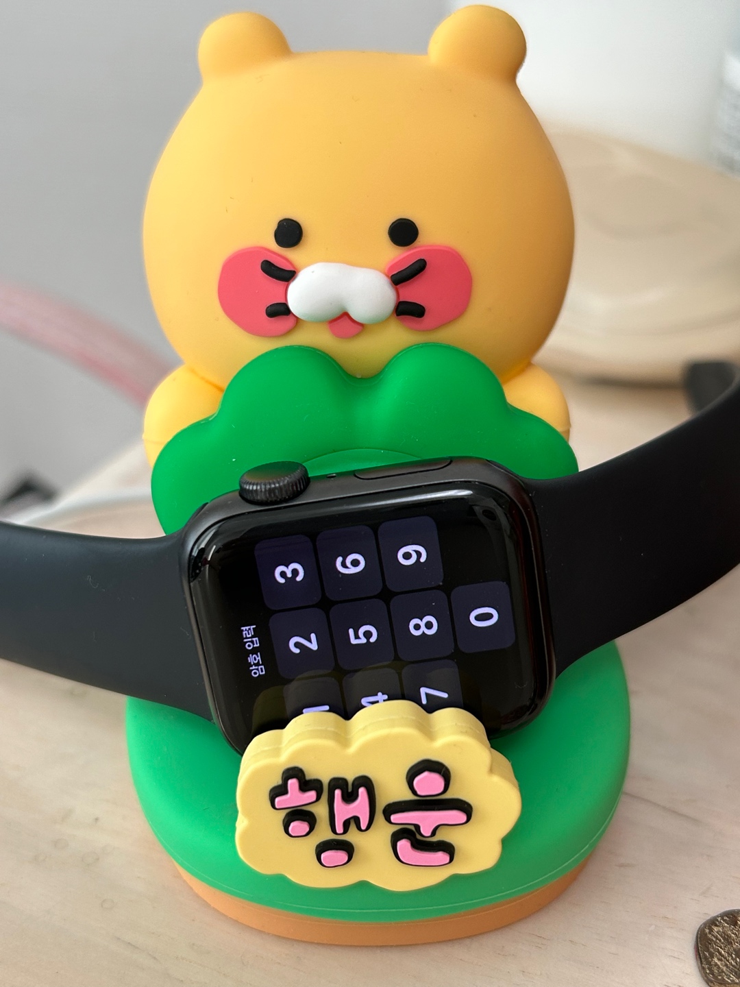 최고심 춘식이 애플워치 거치대