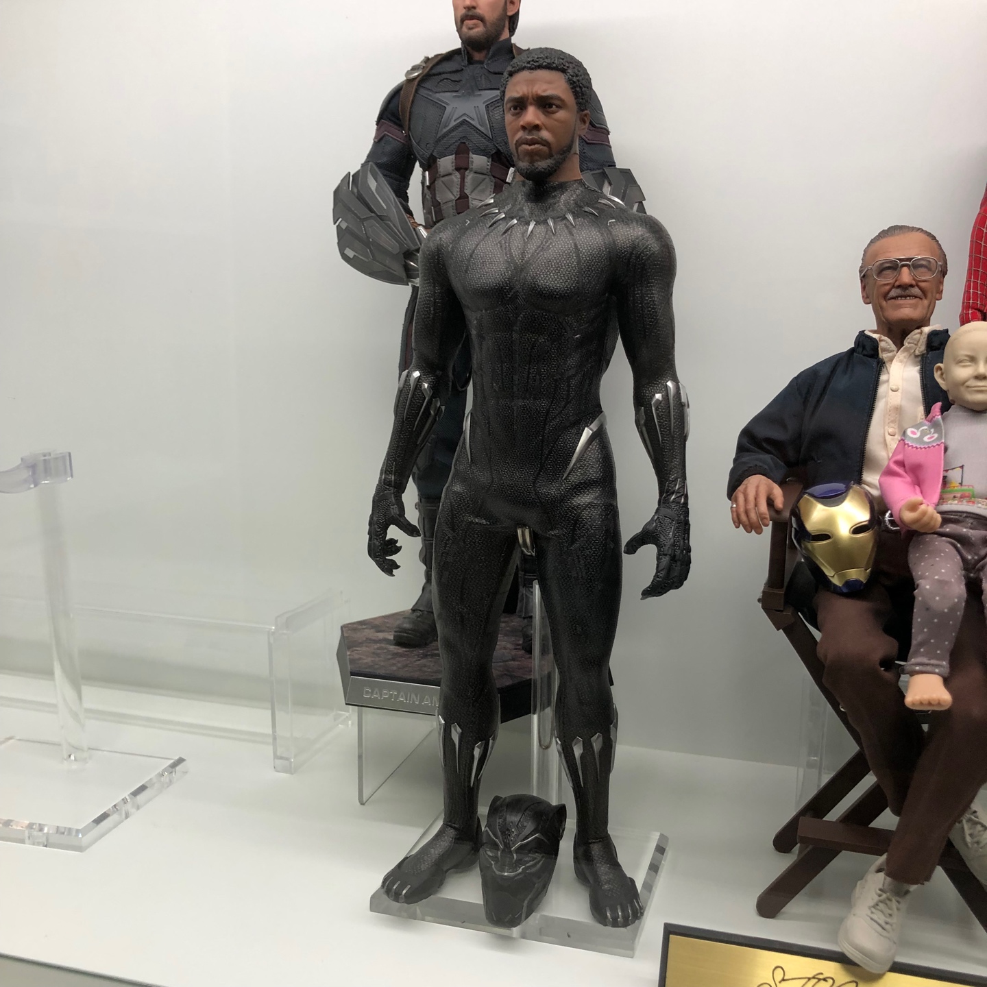 블랙팬서 와칸다포에버
WAKANDA Forever
🙅🏿‍♂️