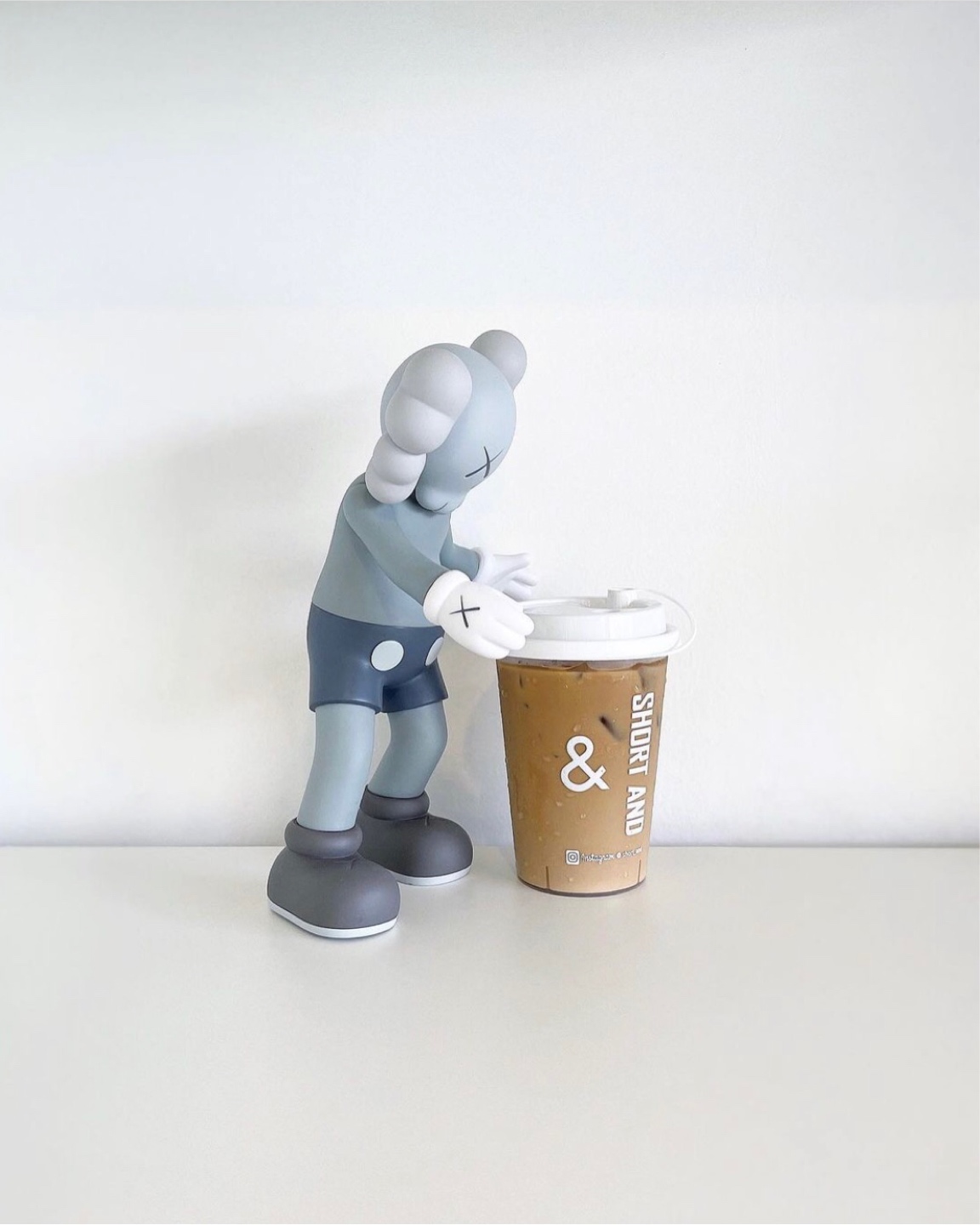 부안 격포 Shortand 카패 
커스(kaws)