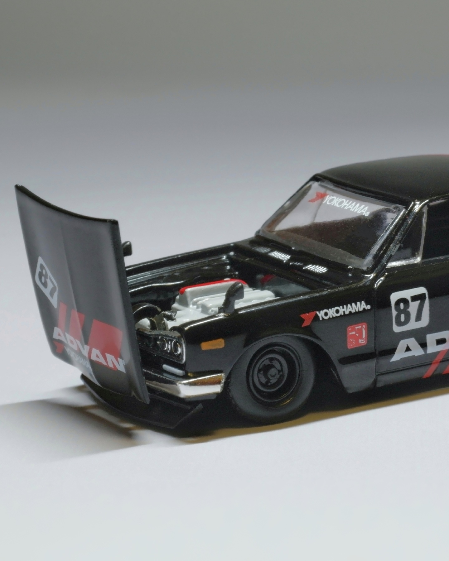 1/64 M2 Machines Skyline GT-R KPGC10