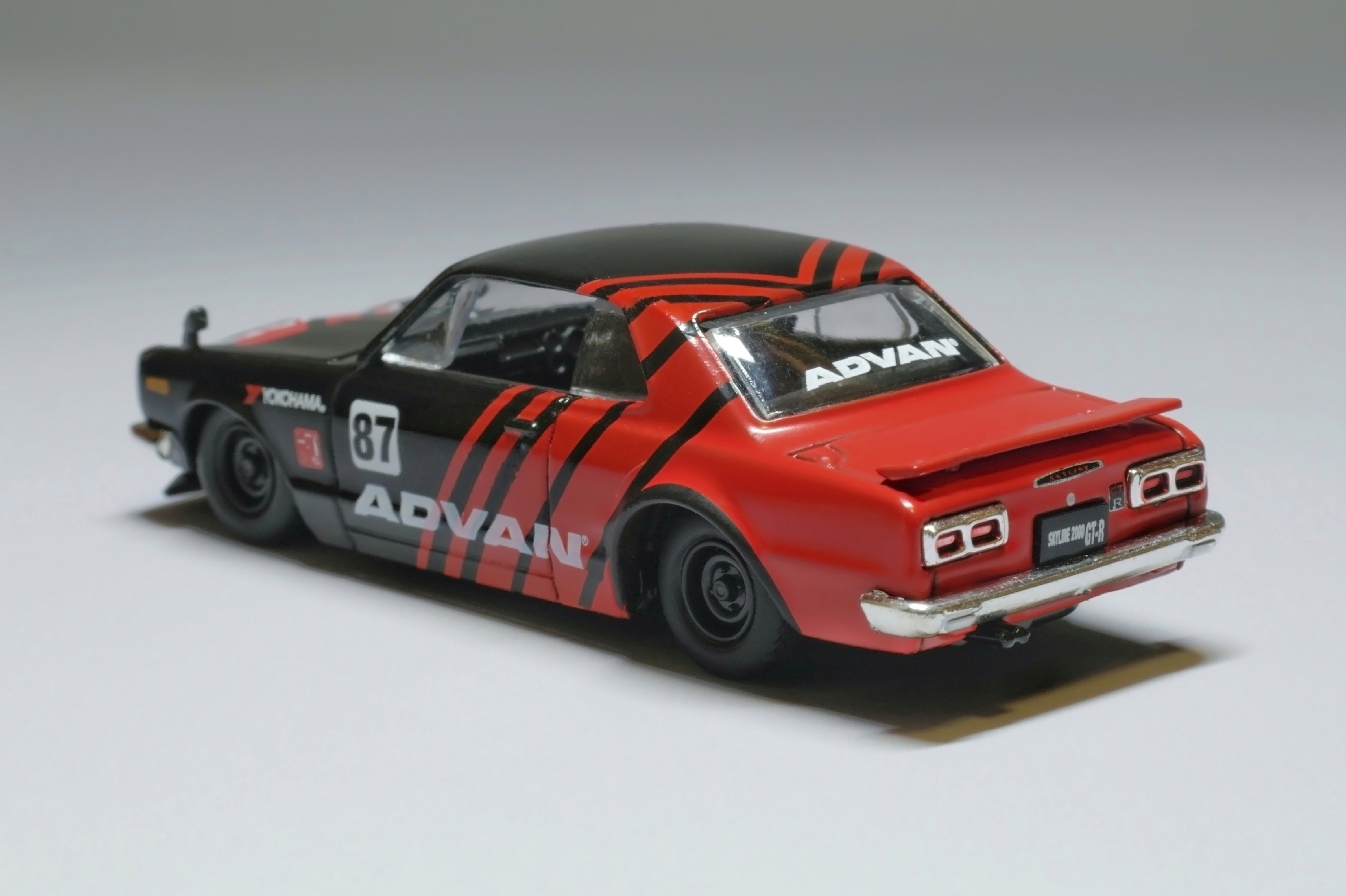 1/64 M2 Machines Skyline GT-R KPGC10