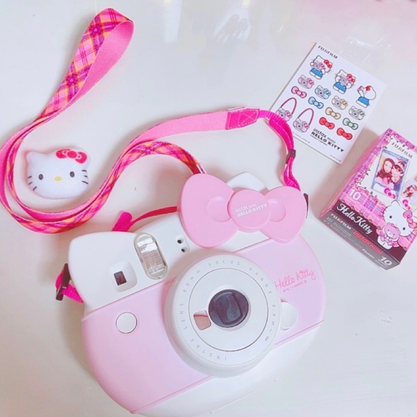 헬로키티 폴라로이드🎀