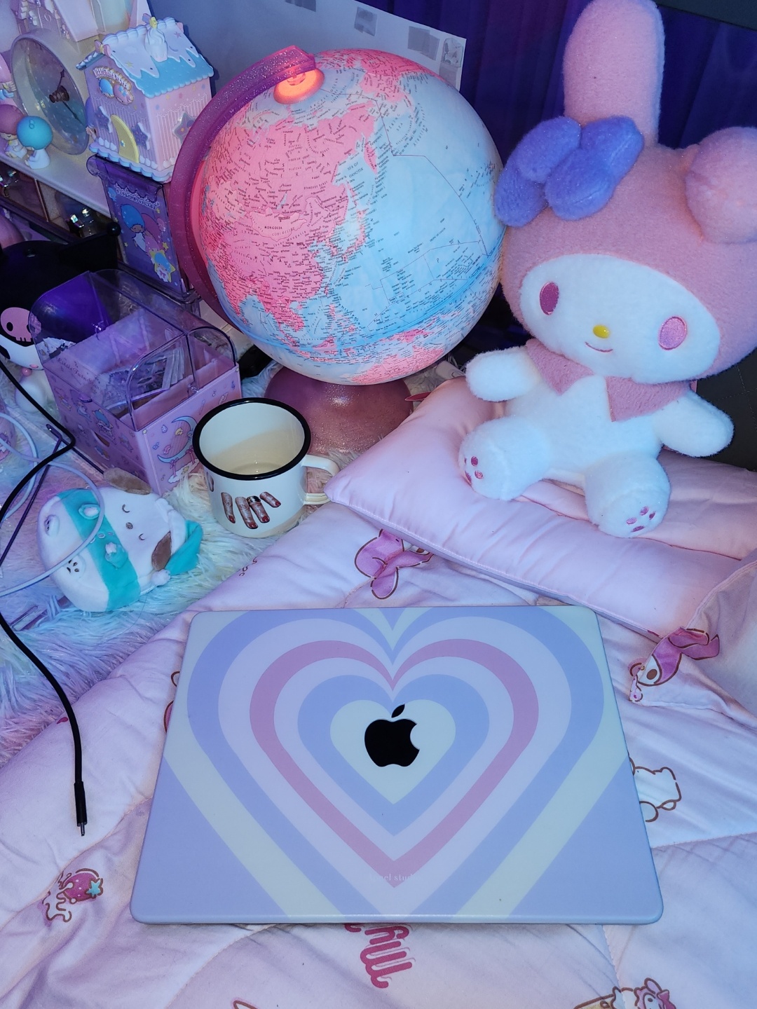 new MacBook case 🩷