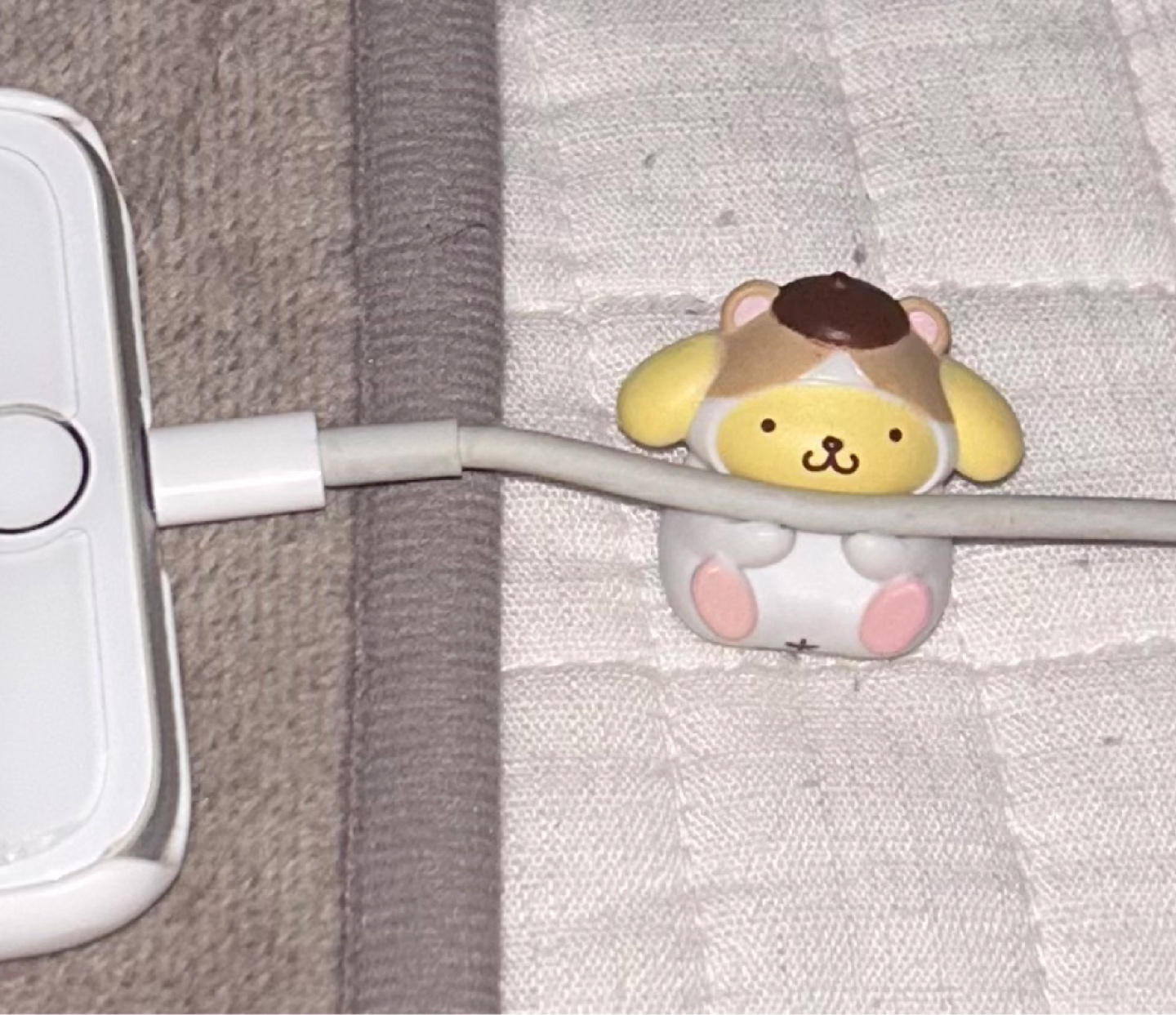 폼폼푸린 허그코트 가챠