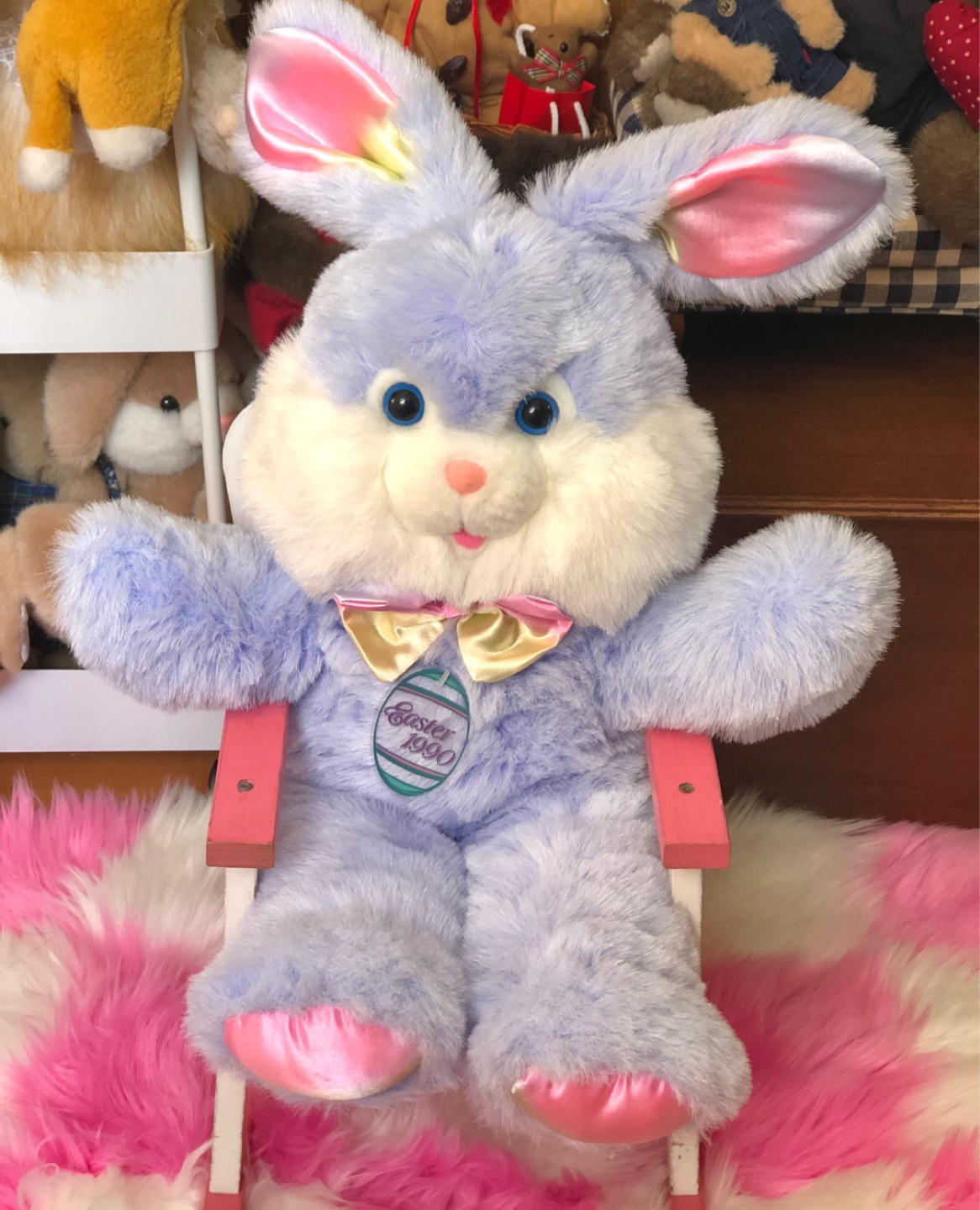 70cm 특대형 이스터버니
빅바니 페어리계 빈티지인형💖💜💖💜
1990 easter DanDee