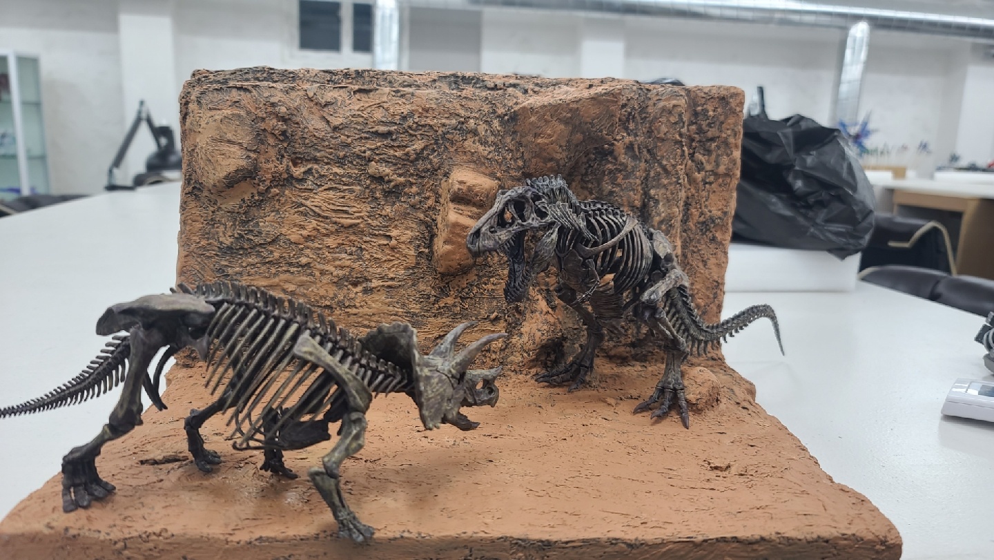 이메지너리스켈레톤 디오라마 제작~
fossil diorama