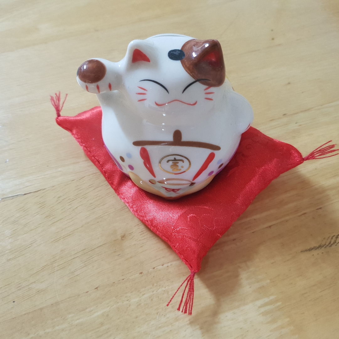 고양이 저금통