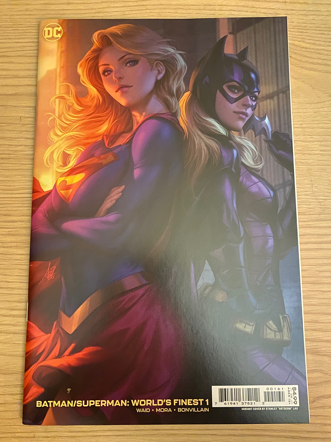 BATMAN/SUPERMAN: WORLD'S FINEST 1
ARTGERM VARIANT COVER
