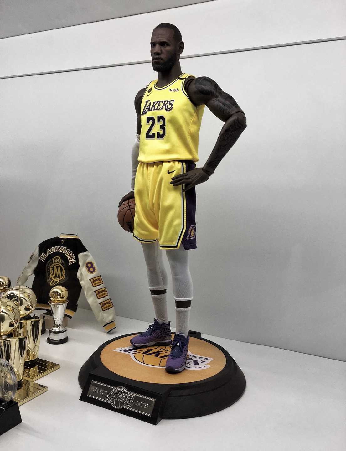 LEBRON JAMES