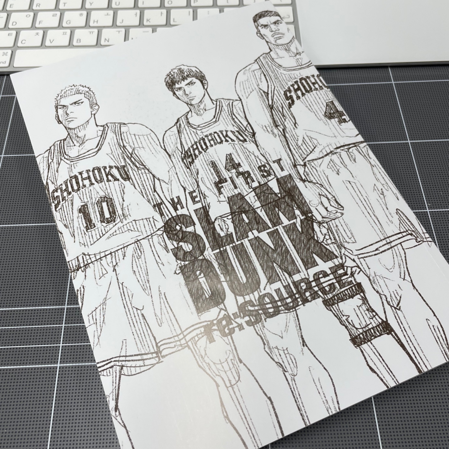 THE FIRST 
SLAM DUNK