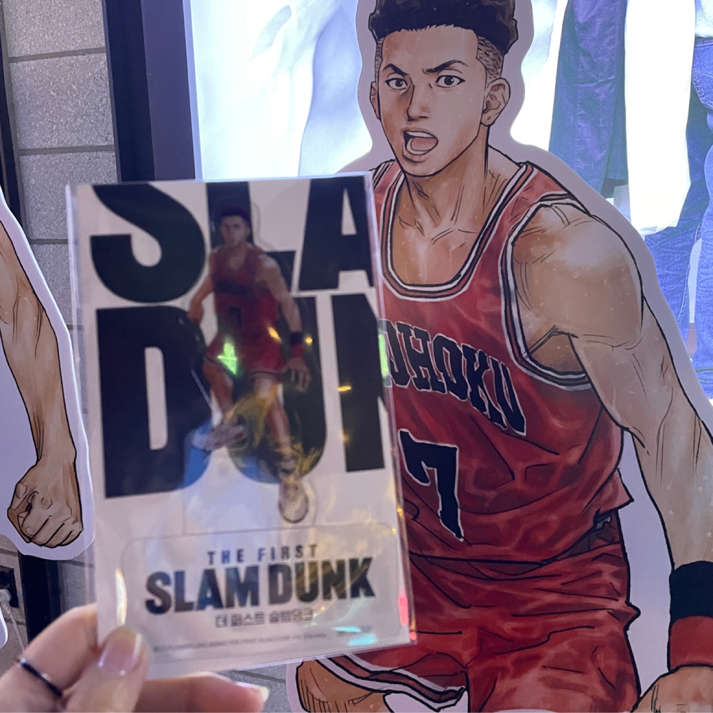 THE FIRST
SLAM DUNK