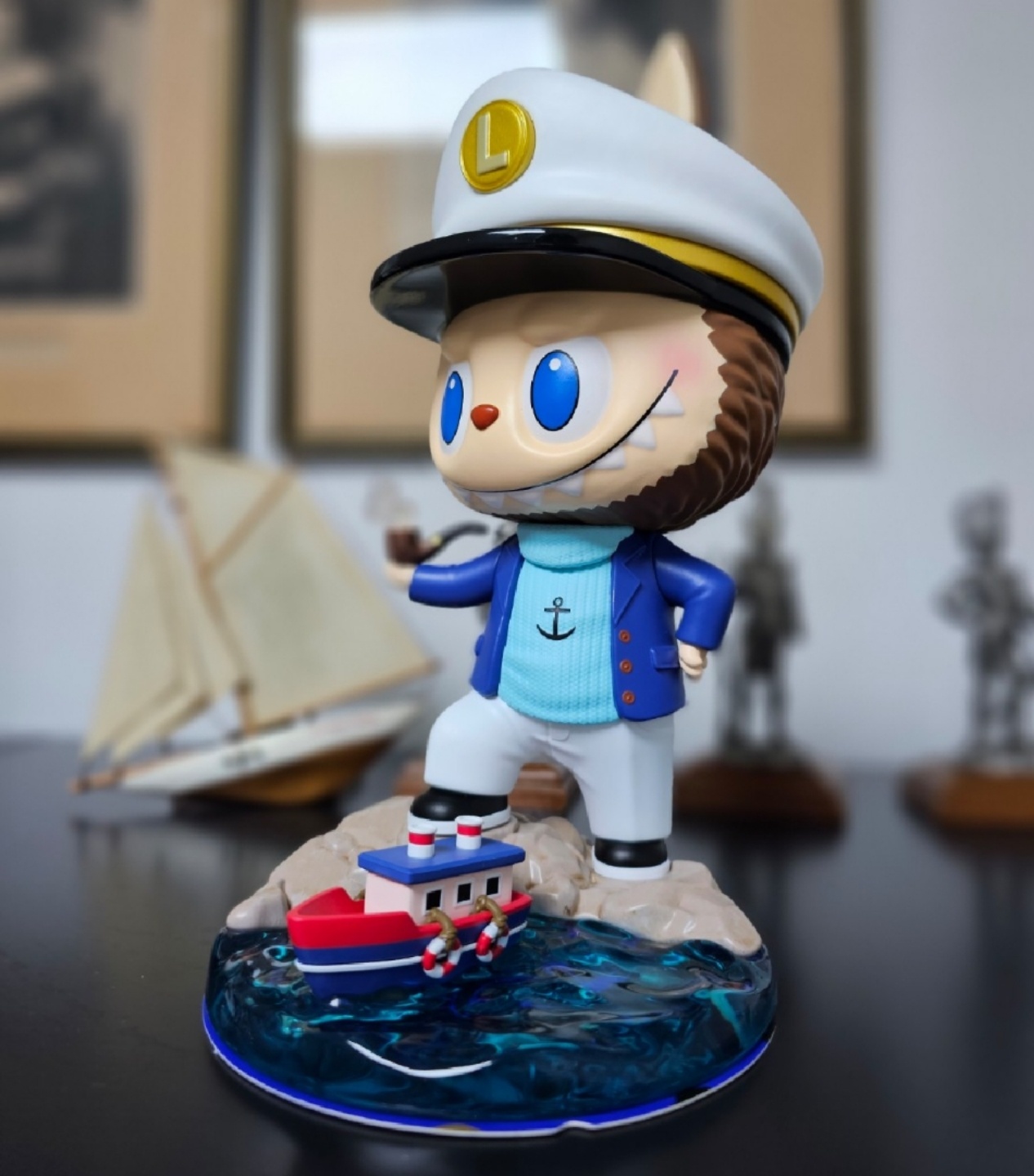 LABUBU Captain Big